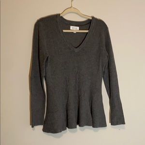 Elle peplum v neck sweater